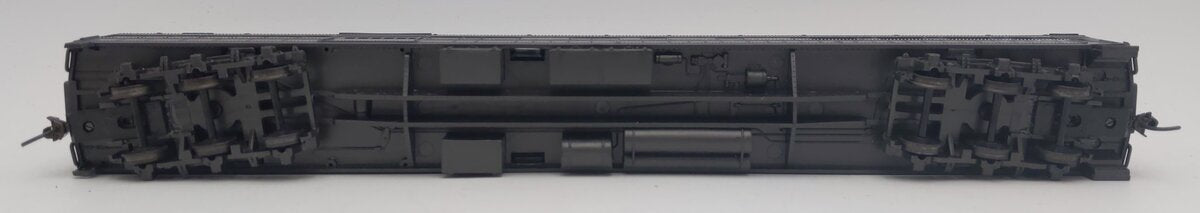 IHC 2691 HO Scale Union Pacific Overland Heavyweight Pullman Combo Car #130 EX/Box