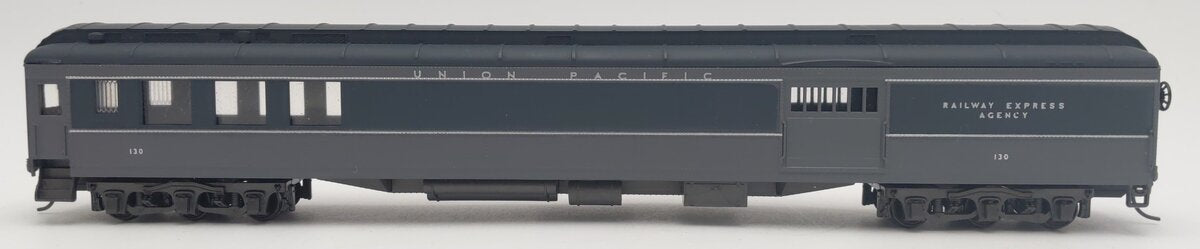 IHC 2691 HO Scale Union Pacific Overland Heavyweight Pullman Combo Car #130 EX/Box