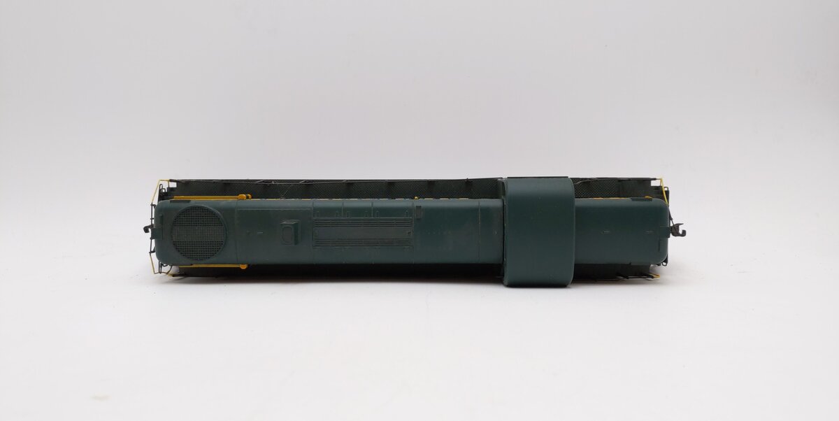 Weaver 5011 O Scale Central of New Jersey RS-3 Diesel Locomotive #1545 - 2 Rail EX/Box