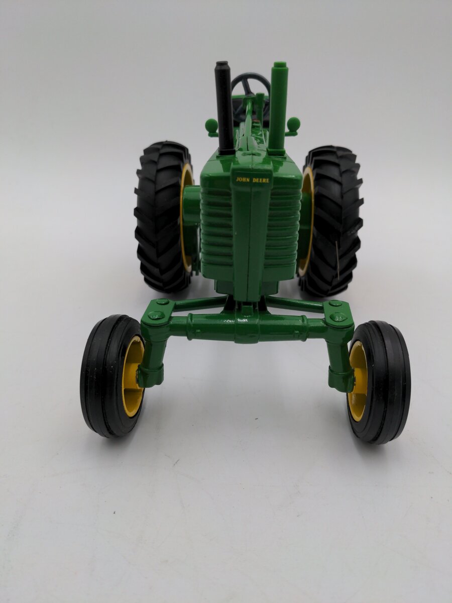 Ertl 5000TA 1/16 John Deere Model G Hi-Crop Tractor, 1997 Two-Cylinder 7 LN/Box