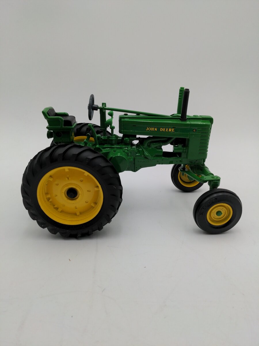 Ertl 5000TA 1/16 John Deere Model G Hi-Crop Tractor, 1997 Two-Cylinder 7 LN/Box