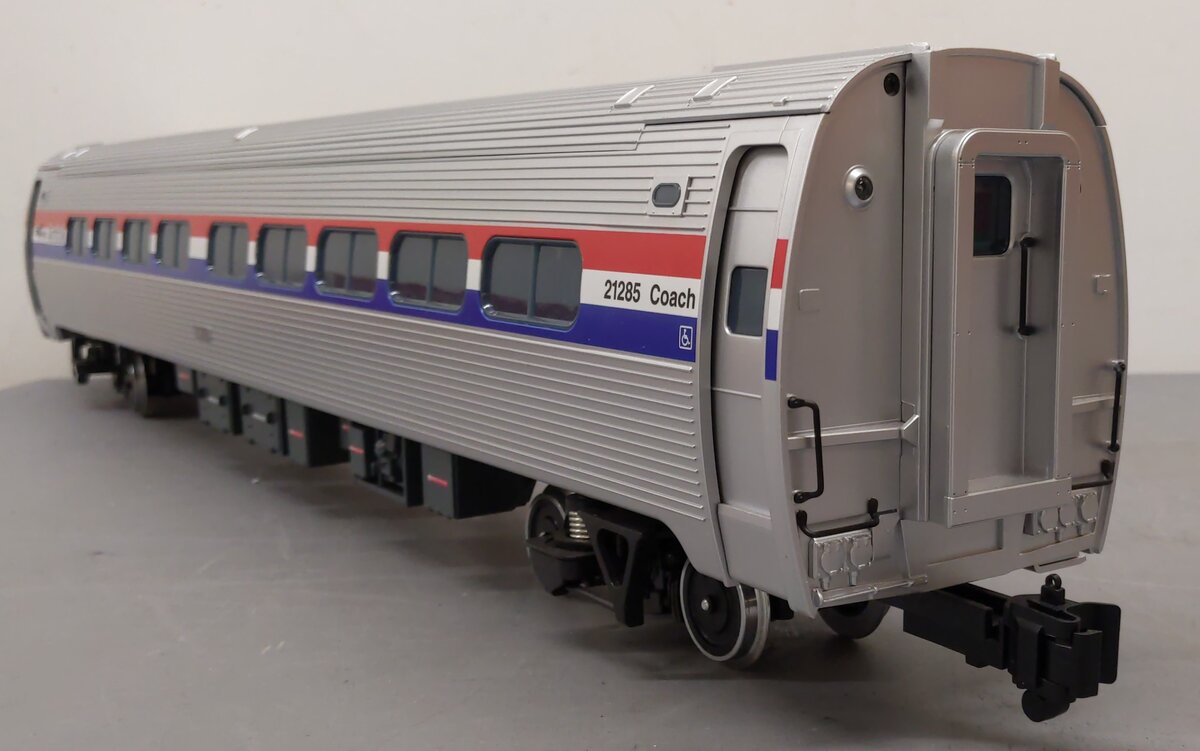LGB 30220 Amtrak Amfleet Coach, Phase III #21285 - Metal Wheels EX/Box