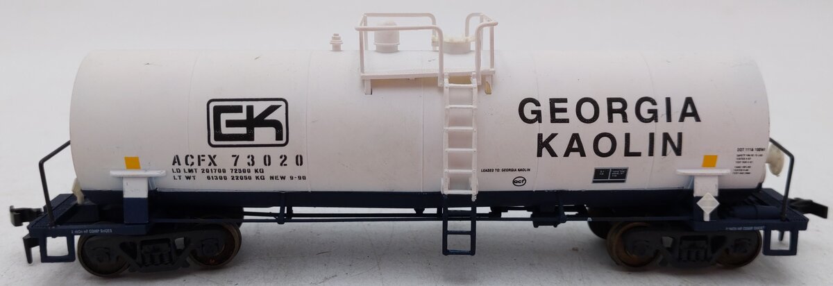 Atlas 1703A HO Georgia Kaolin Tank Car #73020 VG