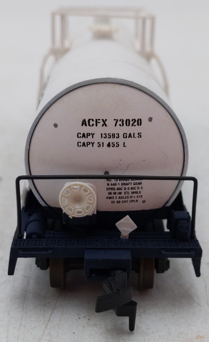 Atlas 1703A HO Georgia Kaolin Tank Car #73020 VG