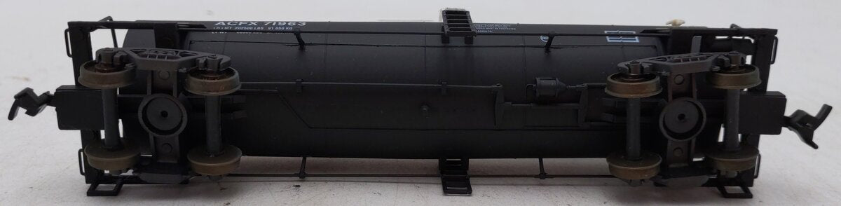 Atlas 34801 N Scale Engelhard Kaolin Tank Car #71963 VG