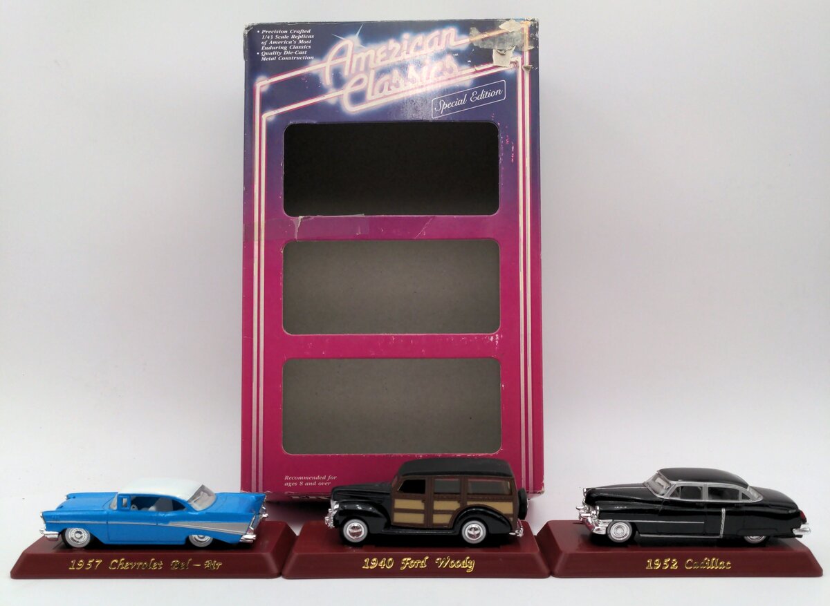 Ertl 2810-1HEL 1:43 1940 Ford/1952 Cadillac/1957 Chevy SpecialEdition (Set of 3) EX/Box
