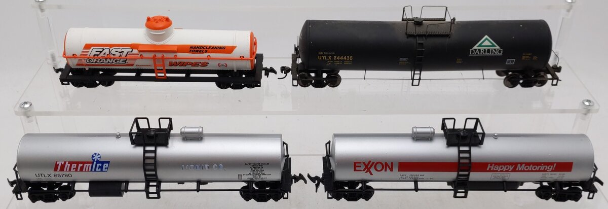 HO Scale Assorted Tank Cars [4] VG