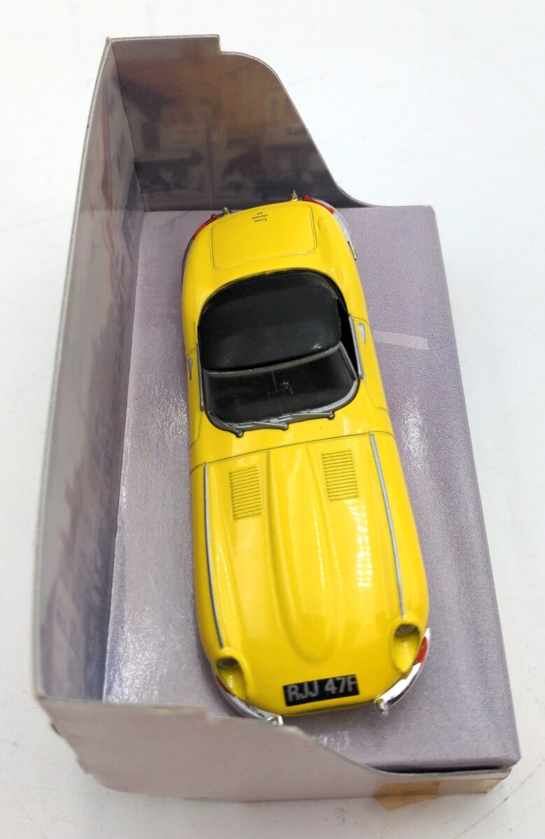 Matchbox DY-18 1968 Jaguar 'E' Type MK. 1 1/2 NIB