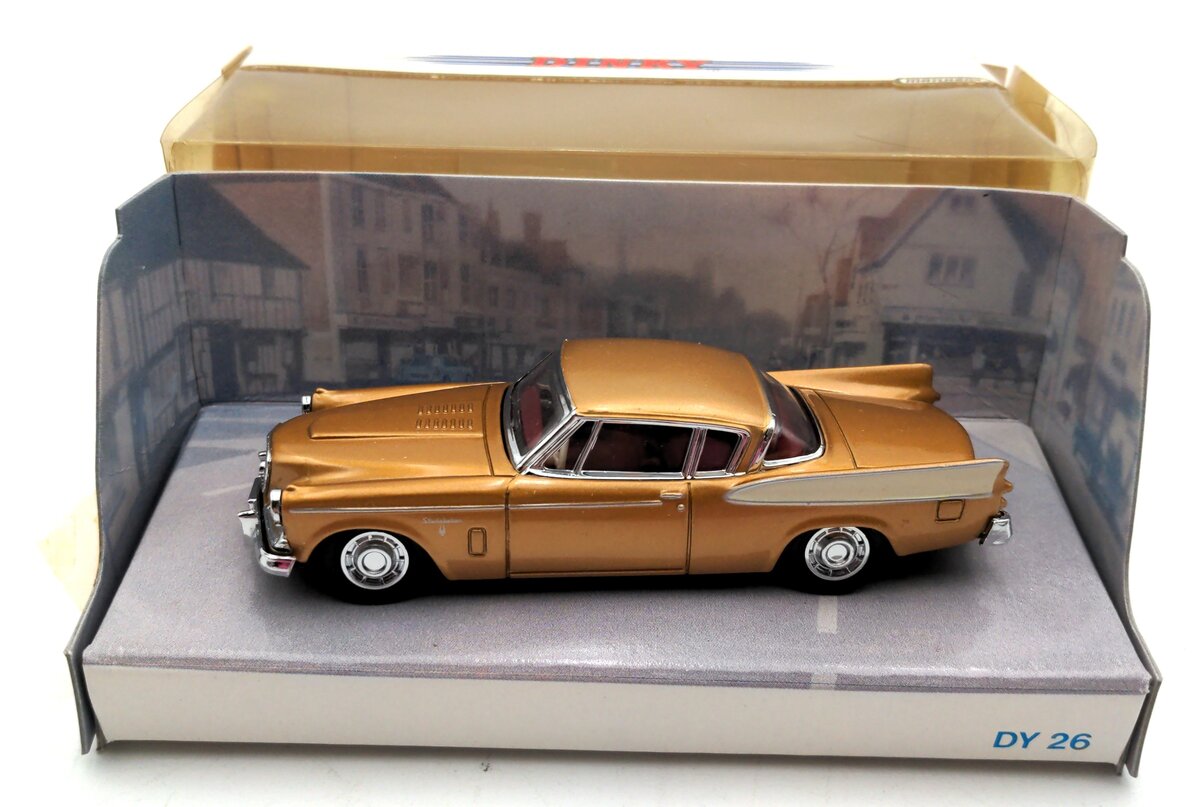 Matchbox DY-26 1:43 Studebaker Golden Hawk NIB