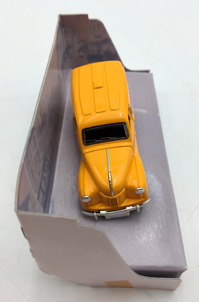 Matchbox DY-15B 1:43 1953 Austin A40 NIB