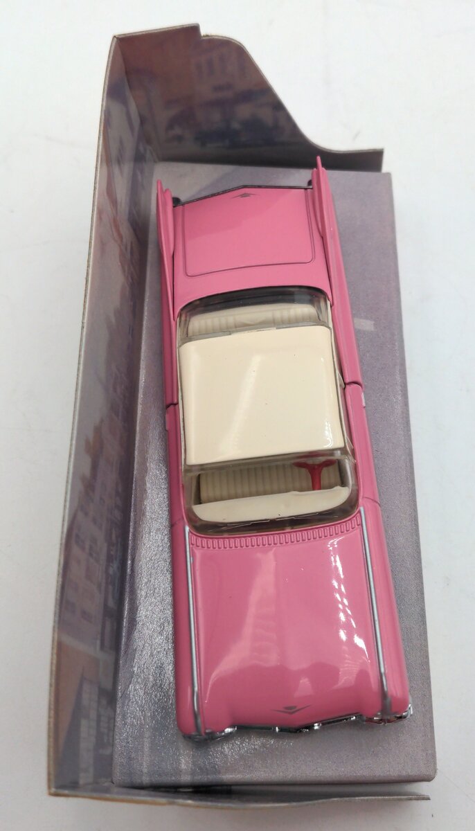 Matchbox DY7-B 1959 Cadillac Coupe DE Ville NIB