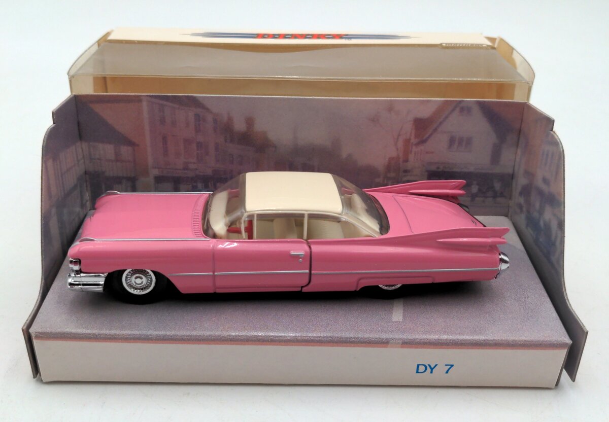 Matchbox DY7-B 1959 Cadillac Coupe DE Ville NIB
