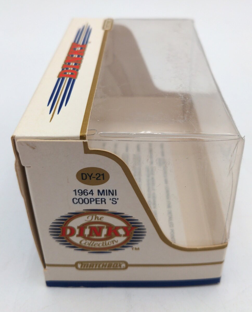 Matchbox DY-21 1:43 1964 Mini Cooper 'S' NIB