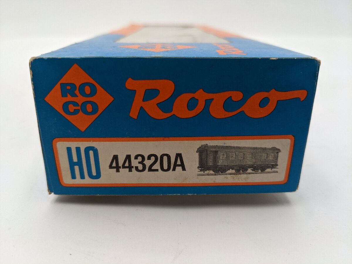 Roco 44320A Deutsche Bundesbahn Passenger Car #60 80 99-25 609-1 EX/Box