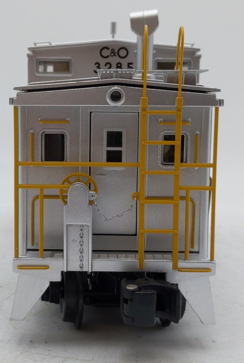 Lionel 6-17693 Chessie Std. O Extended Vision Caboose EX/Box