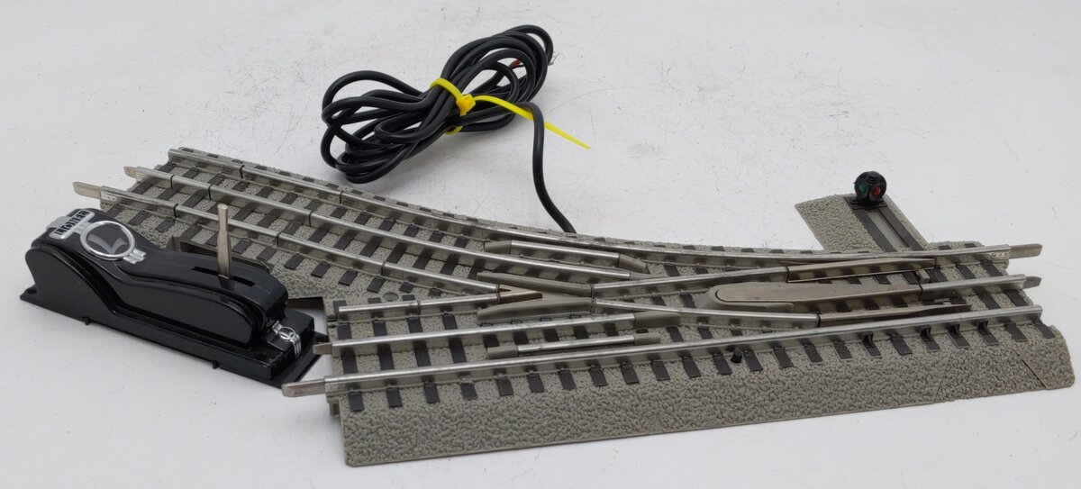Lionel 6-81946 O-36 Remote Right Hand FasTrack Command Switch Turnout EX/Box