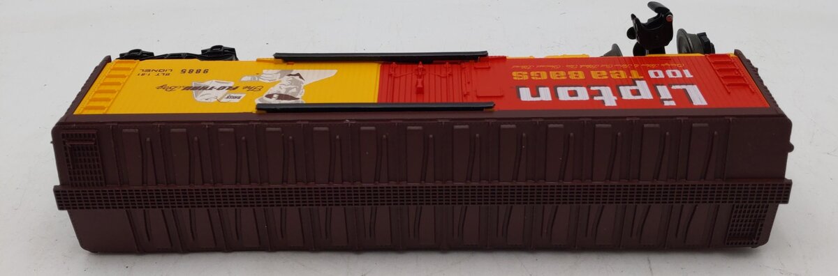 Lionel 6-9885 O Gauge Lipton Tea Billboard Reefer Car VG