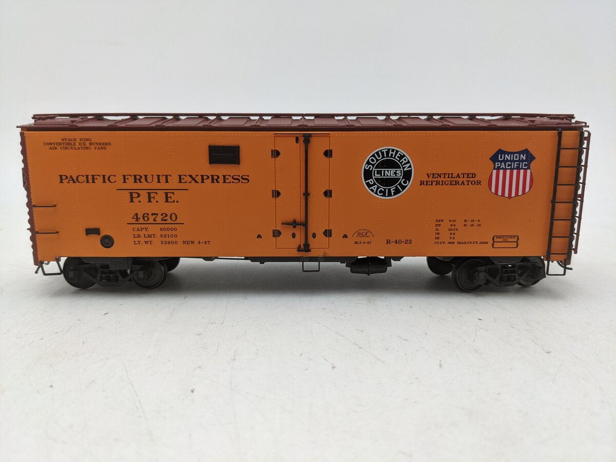 Pacific Rail PRS-002 S Pacific Fruit Express Boxcar #46720-Scale EX/Box
