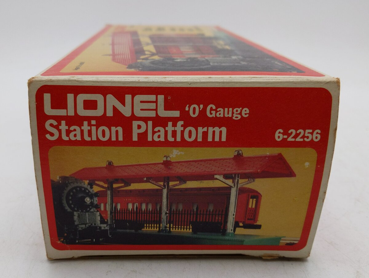 Lionel 6-2256 O Non-Illuminated Station Platform EX/Box