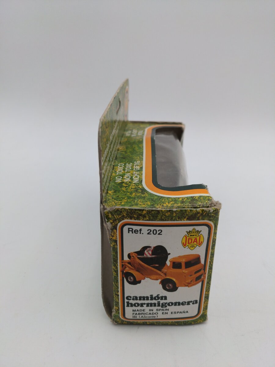 Joal 202 VTG Cement Mixer Truck EX/Box