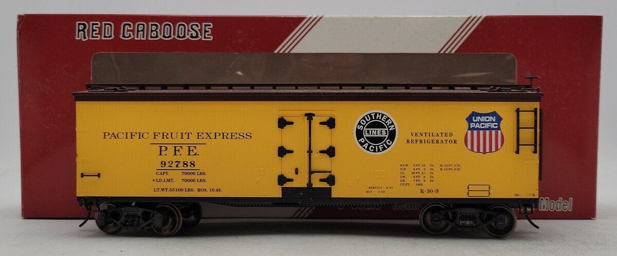 Red Caboose 91345 O Gauge Pacific Fruit Express Refrigerator Car #92788 EX/Box