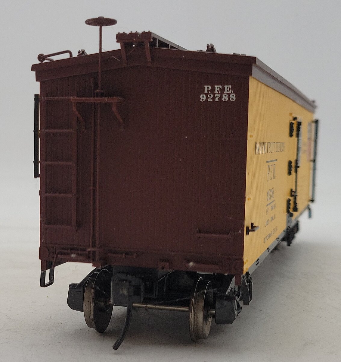 Red Caboose 91345 O Gauge Pacific Fruit Express Refrigerator Car #92788 EX/Box