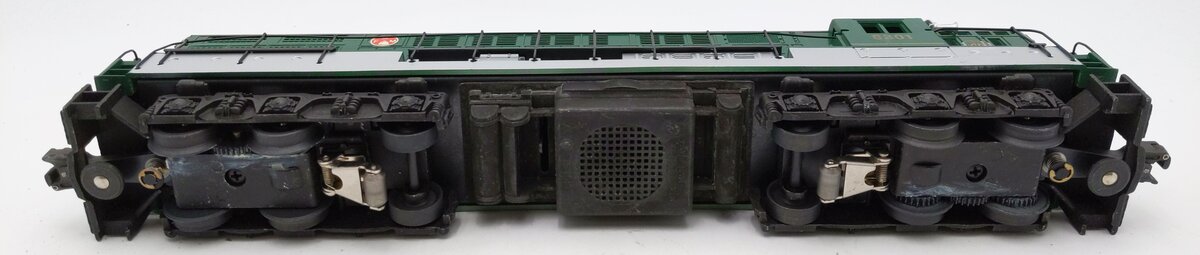 Lionel 6-18301 O Gauge Southern Fairbanks Morse Trainmaster Diesel Locomotive LN/Box