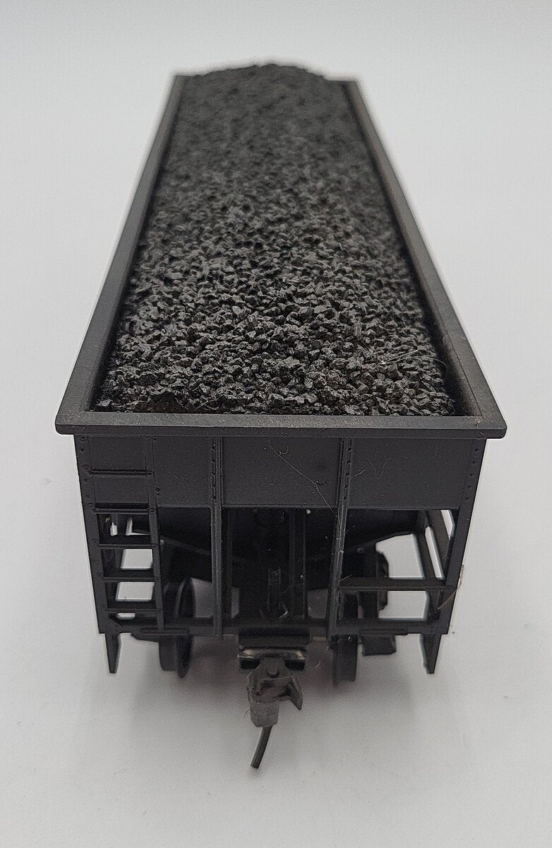 Weaver 84592 O Gauge Reading 2-Bay Hopper W/Load 2-Rail EX