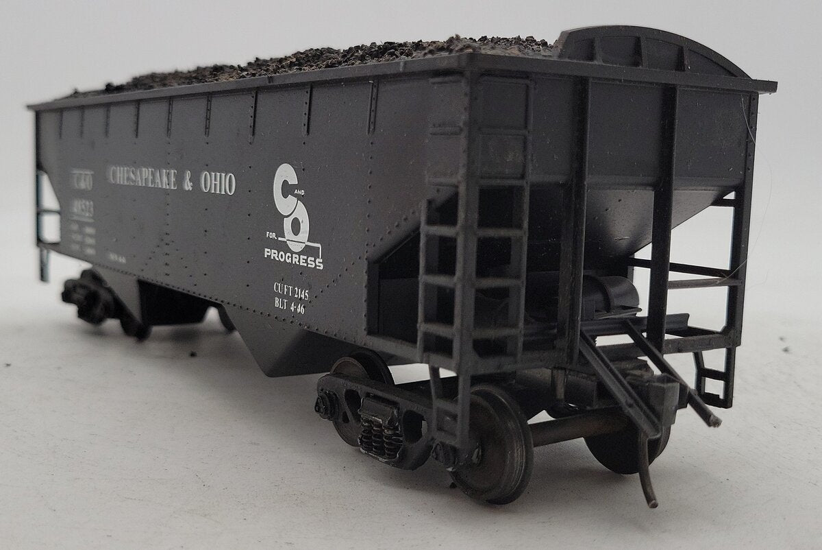Weaver 902 O Scale Chesapeake & Ohio Offset 2 Bay Hopper #48523 VG/Box