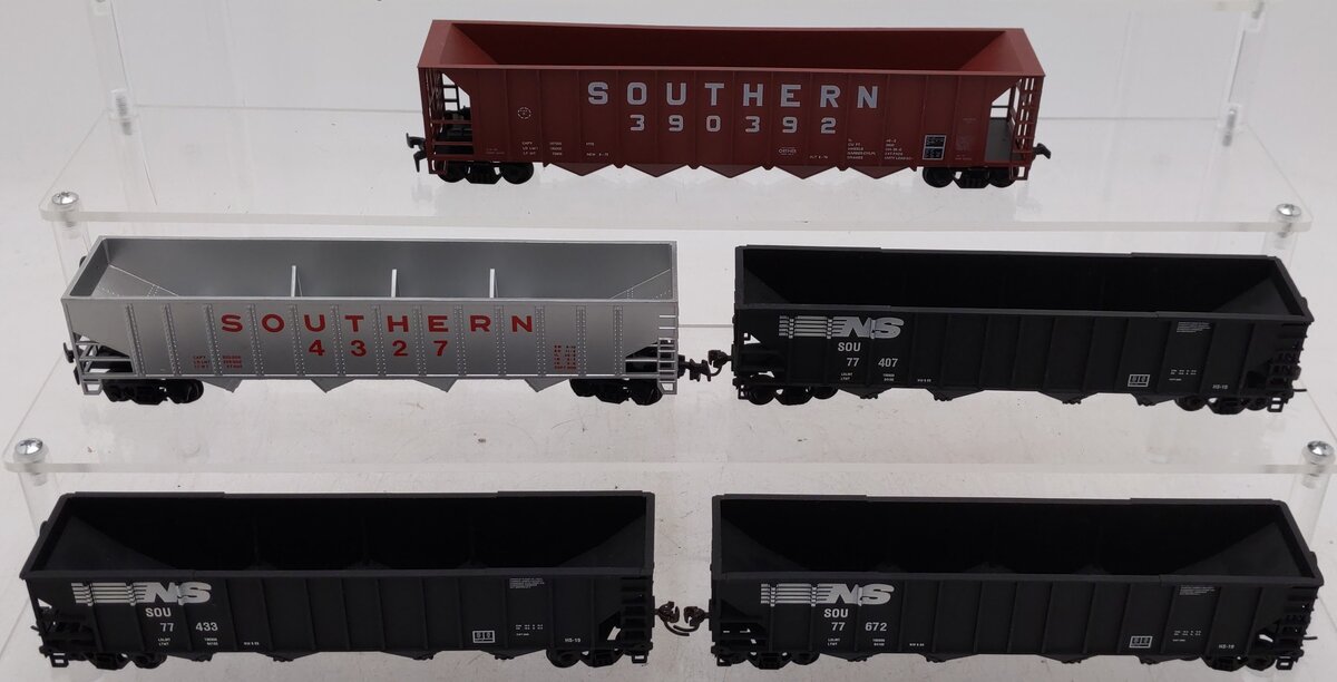 HO Scale Assorted Open Hopper Cars [5] VG
