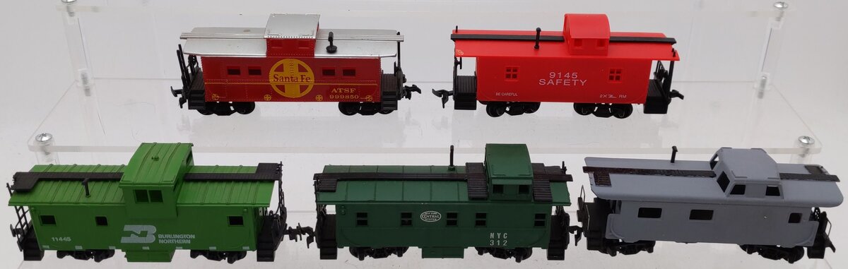 HO Scale Assorted Caboose Cars [5] VG