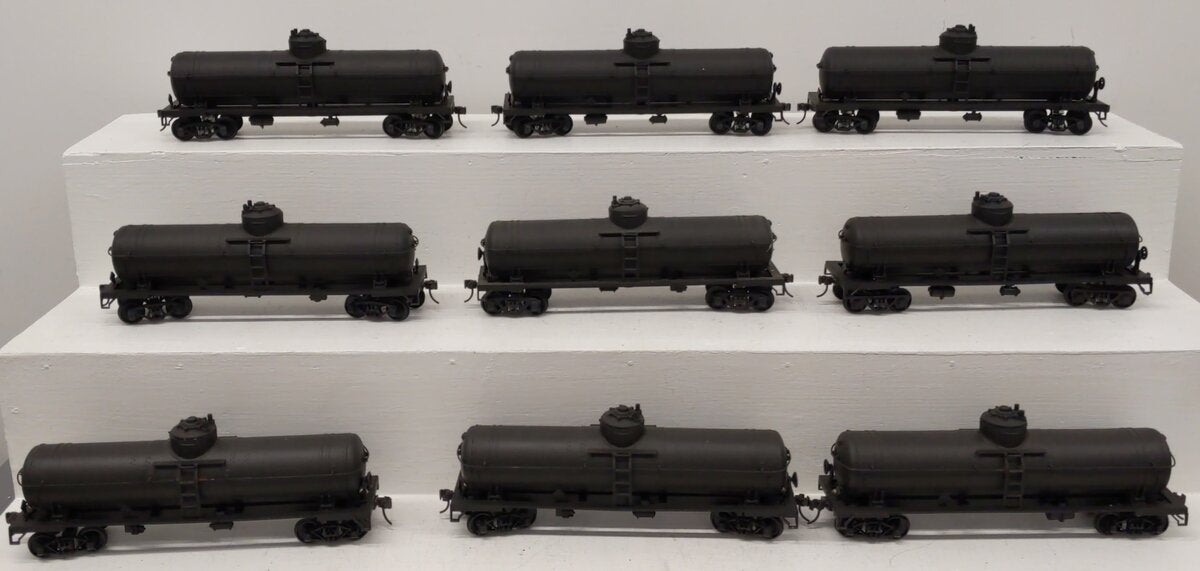 Williams Assorted 0100 O Tank Car Kits-Assembled [9]/Box