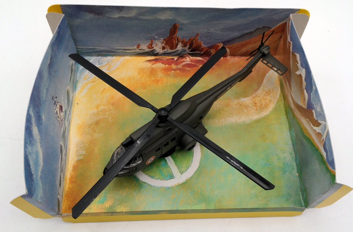 Solido AS332 Military Helicopter EX/Box