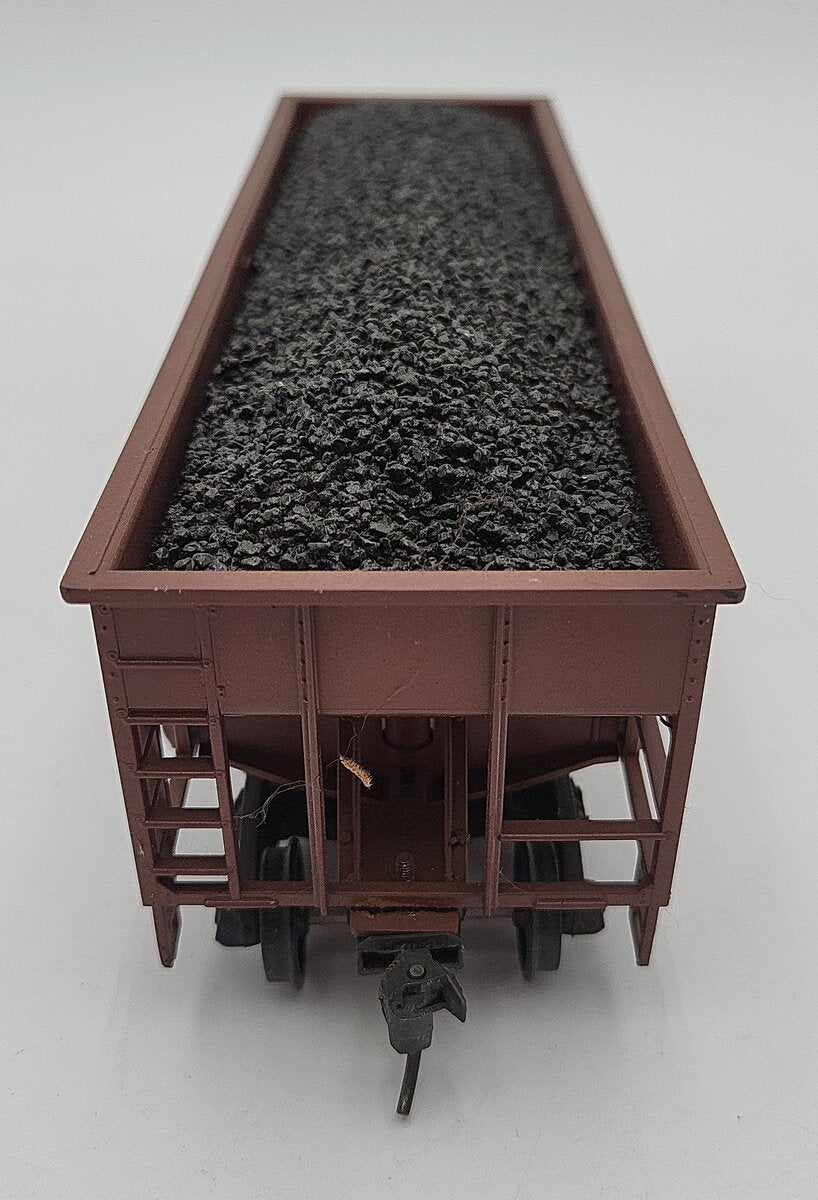 Weaver 10897 O Gauge Western Maryland 36' Ribbed 2-Bay Hopper 2-Rail VG