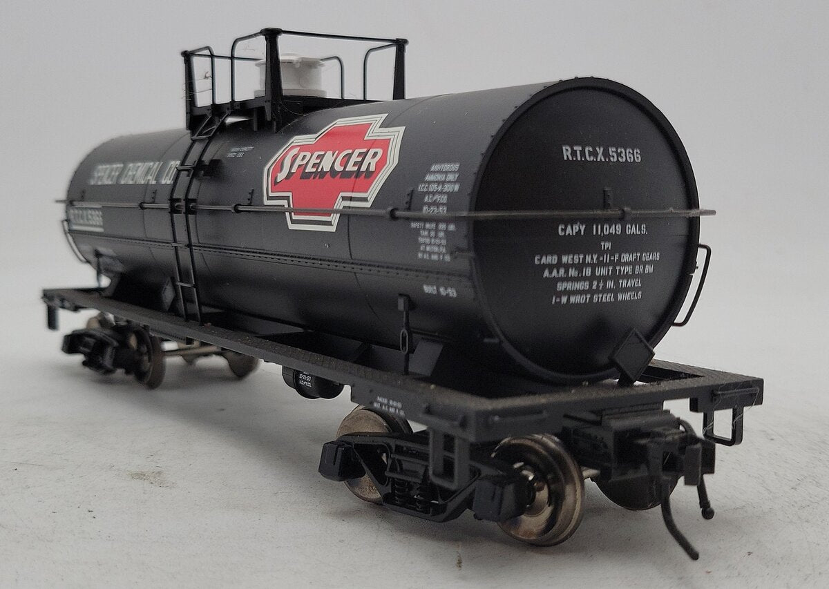Atlas 9212-4 O Gauge RTCX Spencer Chemical 11,000 Gallon Tank Car #5366 (2-Rail) EX/Box