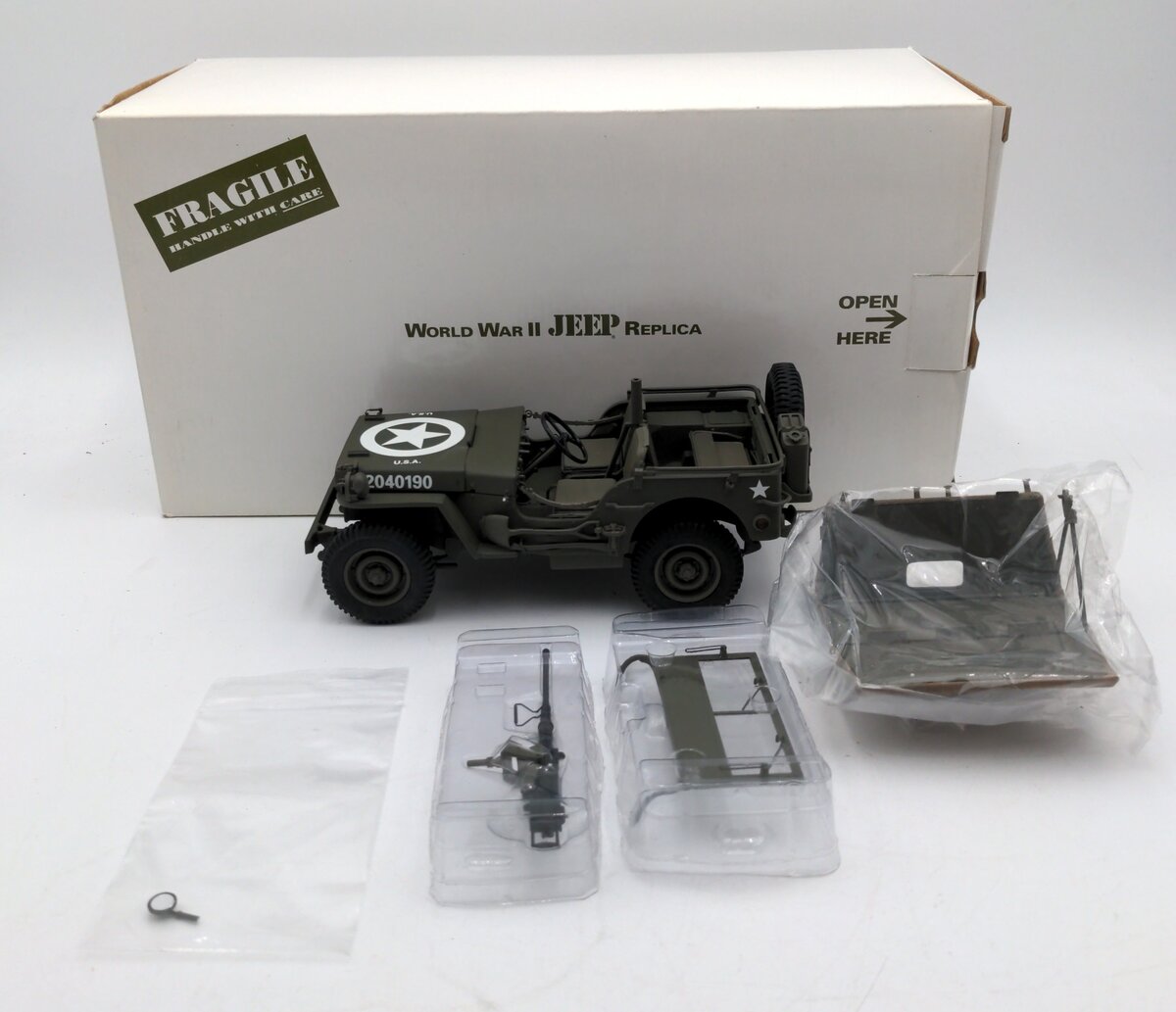 Danbury Mint 1:16 World War II Jeep EX/Box