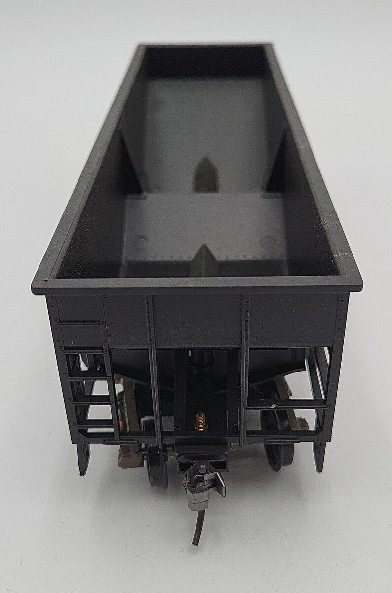 Weaver O Scale Baltimore and Ohio Hopper Car #46275 2-Rail Custom Trucks