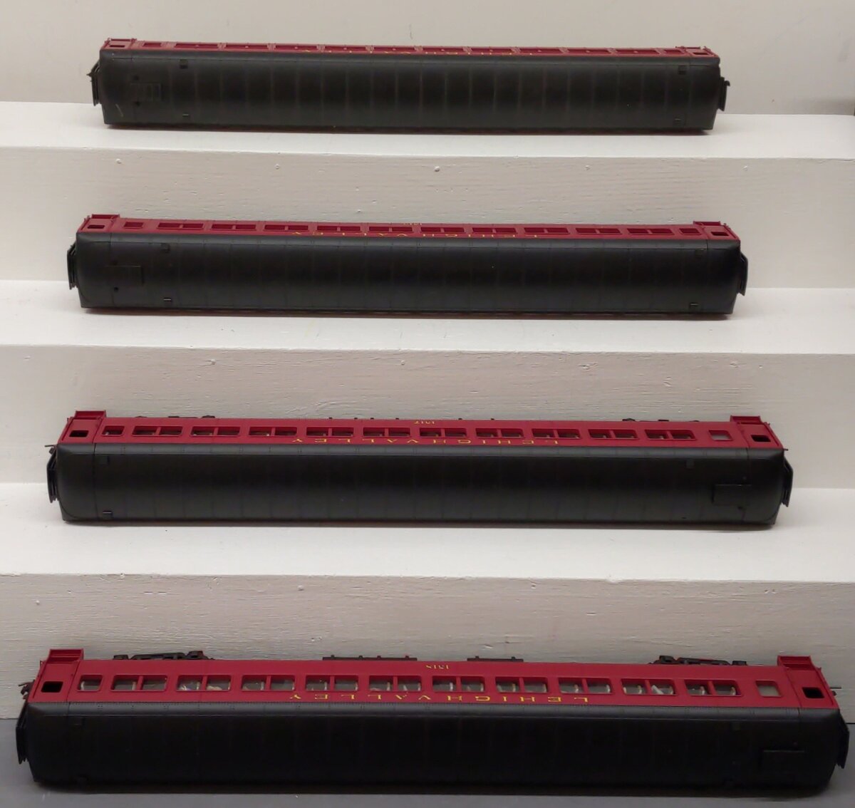 Weaver G1234S O Scale Lehigh Valley 4 Car Passenger Set (2-Rail) EX/Box