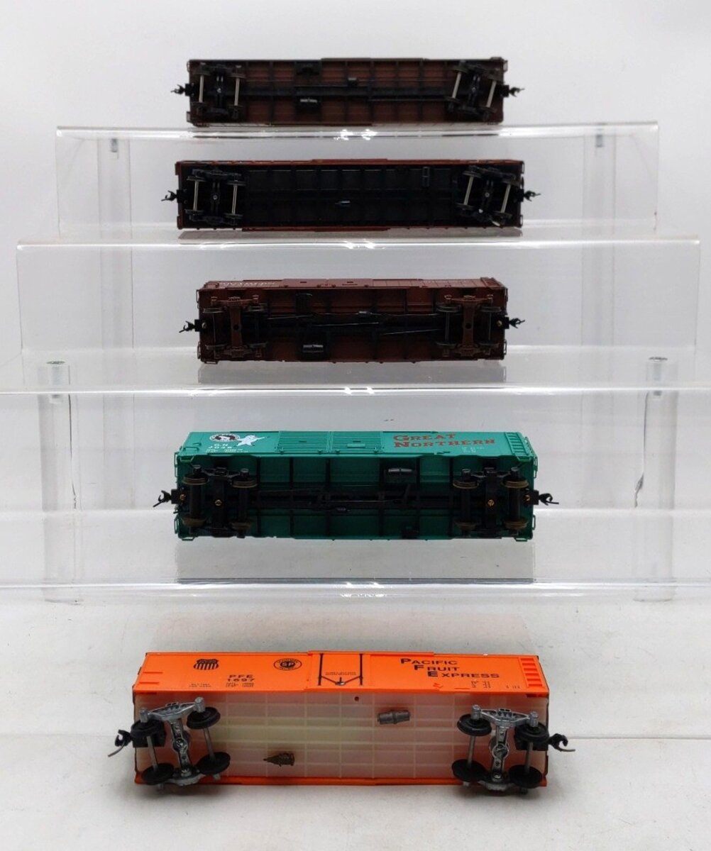 S Scale Assorted Freight Cars [5] EX