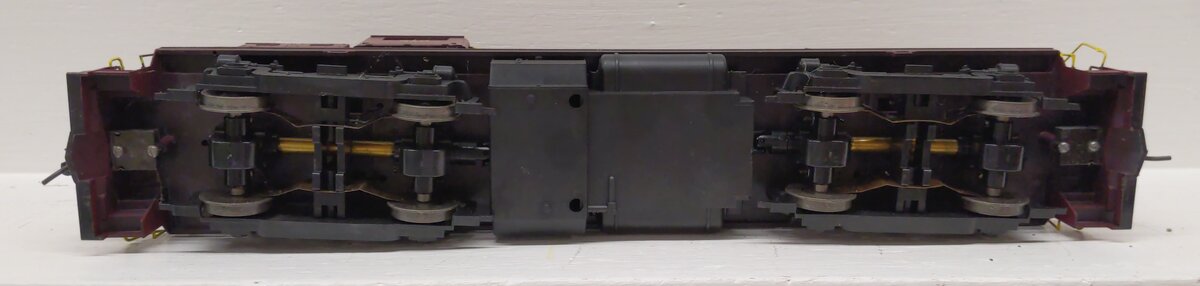 Weaver 5010 O Scale Lehigh Valley RS-3 Diesel Locomotive #213 [2 Rail] EX/Box