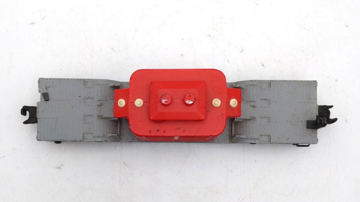 Lionel 2461 Vintage O Postwar Die-cast Flatcar w/ Red Transformer