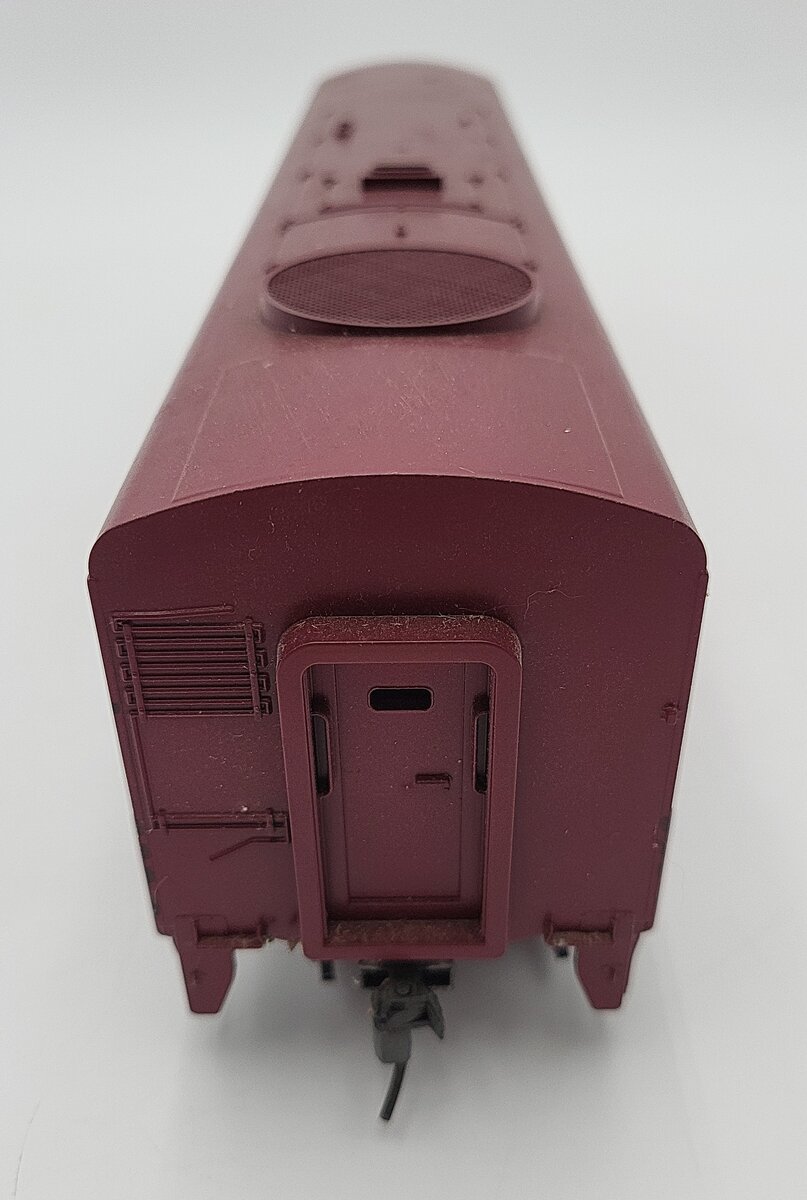 Weaver 6521 Lehigh Valley FA-2 Powered B-unit Diesel Locomotive #585 2-Rail VG/Box