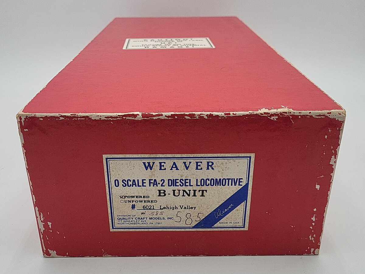 Weaver 6521 Lehigh Valley FA-2 Powered B-unit Diesel Locomotive #585 2-Rail VG/Box
