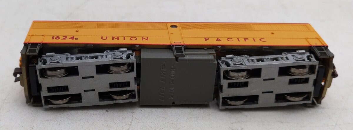 Life Like 7429 N Union Pacific FB-1 Diesel Locomotive #1624B LN