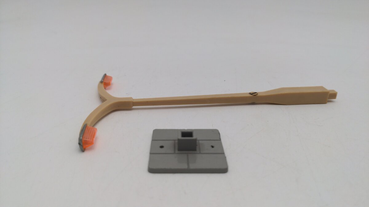 Dinky 756 Vintage Plastic Double Arm Lamp Standard With Die Cast Base EX/Box