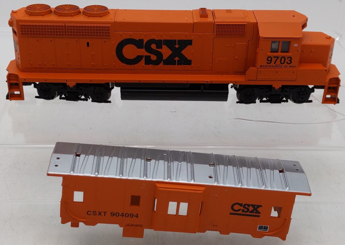 Athearn 2214 HO CSX Maintenance of Way GP40-2 Powered Diesel Locomotive EX/Box