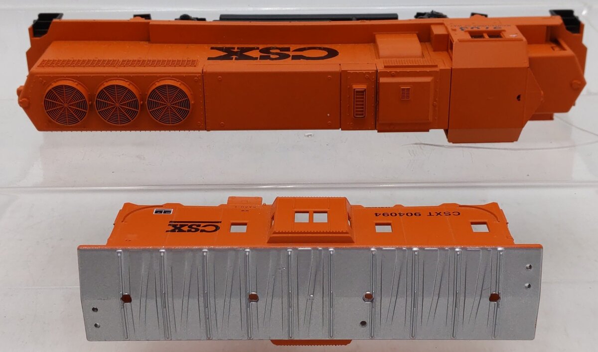 Athearn 2214 HO CSX Maintenance of Way GP40-2 Powered Diesel Locomotive EX/Box