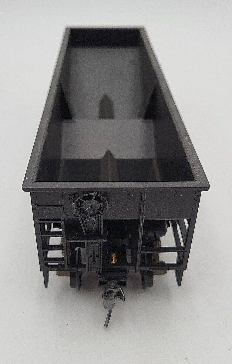 Weaver O Scale Baltimore and Ohio Hopper Car #46572 2-Rail EX