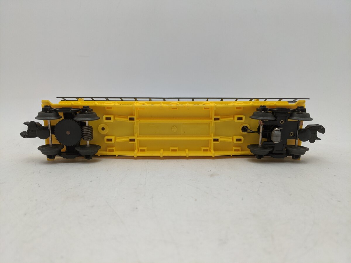 Lionel 6-16660 O Gauge Lionel Operating Fire Car With Ladders (Yellow) EX/Box