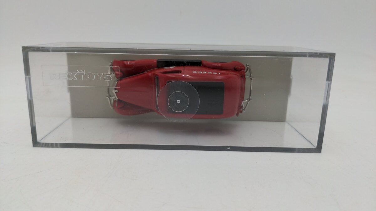 Rex Toys 45 1:43 Scale Texaco Red 1935 Ford Sedan Delivery W/Display Case EX/Box
